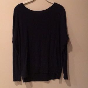 Vince long sleeve thin Navy Spring sweater!!!!